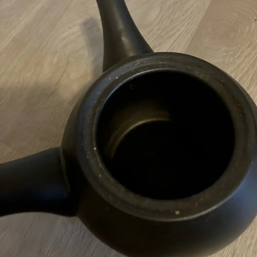 Tokoname-ware ceramic Japanese side-handled teapot, known as‎ a kyusu